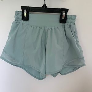 Lululemon hotty hot short